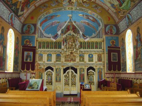 Sfânta Liturghie arhierească, la biserica ortodoxă din Strâmbu