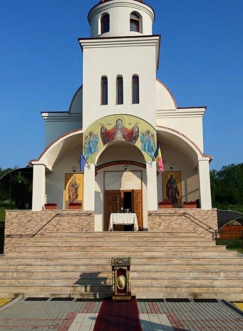Biserica din localitatea bistrițeană Jelna, târnosită de Mitropolitul Clujului