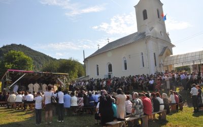 Biserica din Brâglez, târnosită de Preasfințitul Petroniu