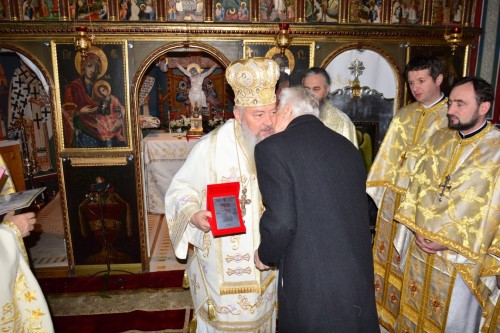 Liturghie arhierească la Biserica „Sfânta Treime” din Cluj, la 220 de ani de la zidirea ei
