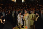Sute de tineri alături de Mitropolitul Clujului, în rugăciune pentru victimele tragediei din Colectiv