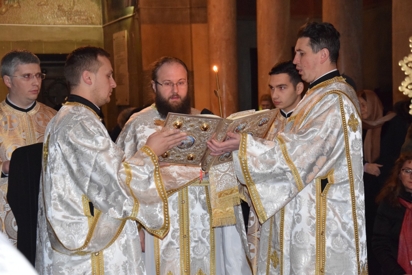 Practici liturgice, în Ajunul Bobotezei