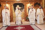 Sfântă Liturghie Arhierească la singura biserică băimăreană construită din banii minerilor