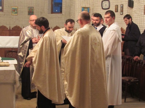 Tânăr convertit la ortodoxie, botezat în parohia „Adormirea Maicii Domnului”