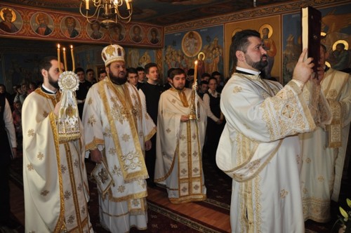 Liturghie Arhierească la Liceul Ortodox din Zalău