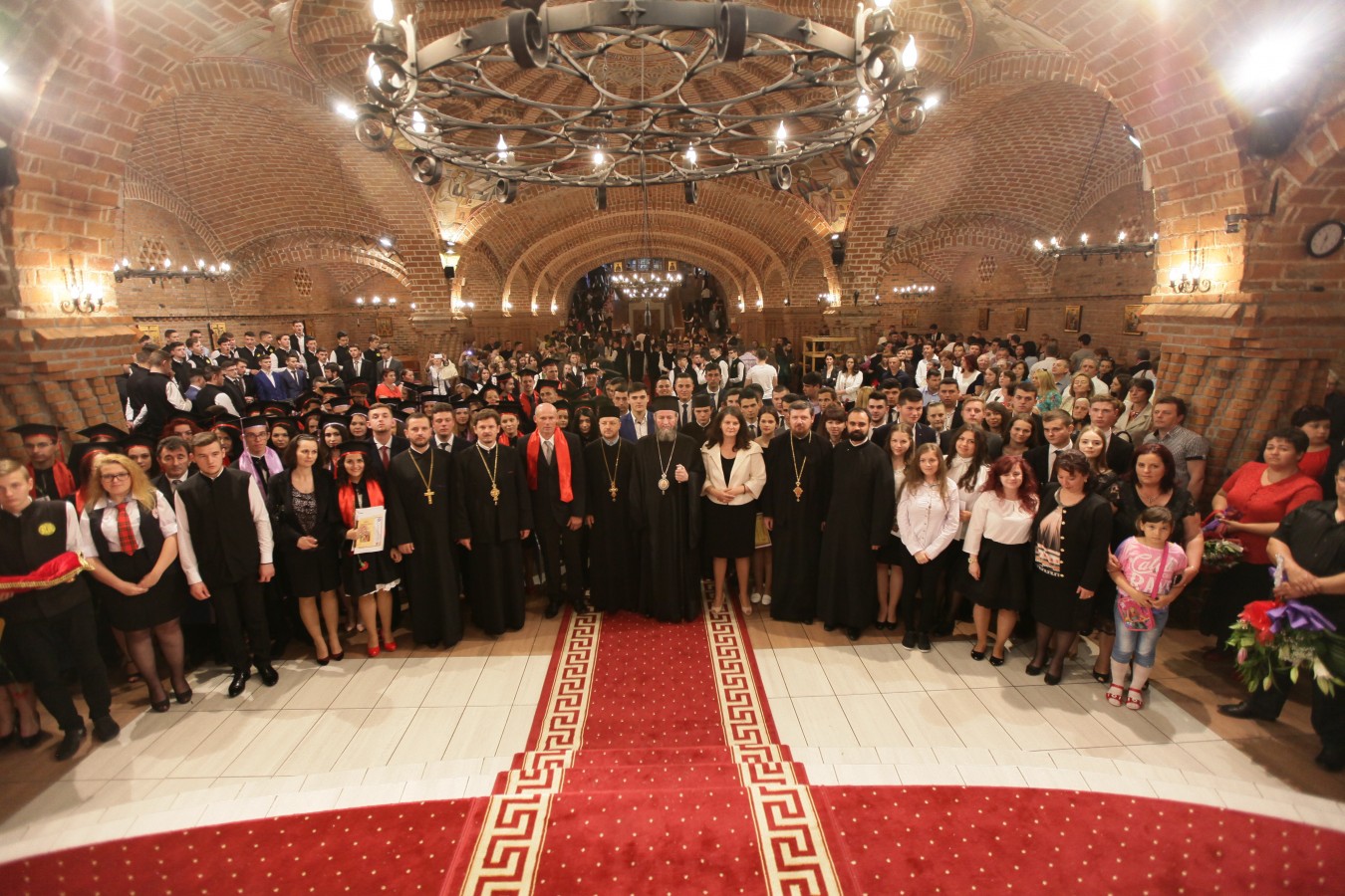 Elevii Seminarului Teologic din Baia Mare, premiați  de PS Iustin Sigheteanul