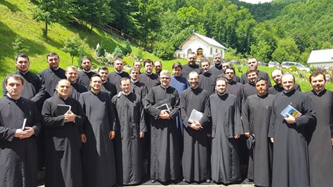 Cursuri pentru preoții bistrițeni în vederea îmbunătățirii activității catehetice