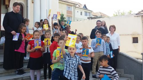 Ziua copilului marcată la Biserica Ortodoxă ”Sfânta Treime” din Bistrița