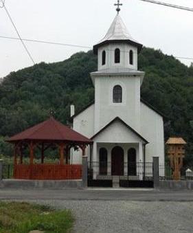 După 20 de ani un ierarh ortodox vizitează comunitatea din Molișet