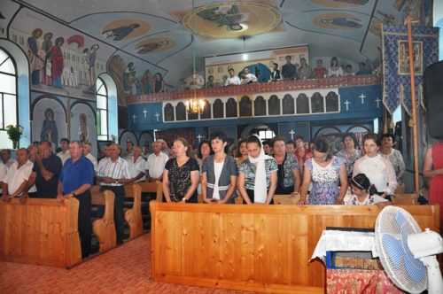 Resfințire de biserică în localitatea Lompirt