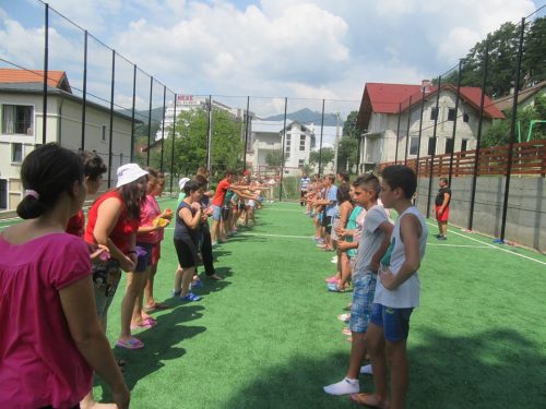 60 de copii din Protopopiatul Dej, în tabără la Sângeorz-Băi