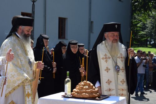 REPORTAJ: Mănăstirea Mihai Vodă de la Turda, locul în care istoria se împletește cu rugăciunea