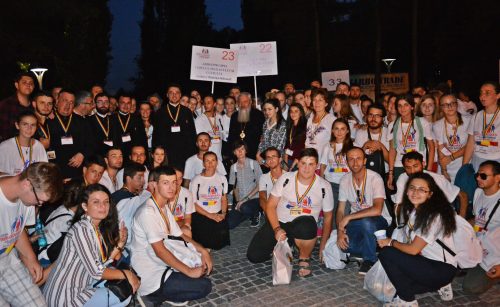 ÎPS Andrei s-a întâlnit la București cu tinerii din delegația Arhiepiscopiei Clujului participanți la #ITO2016