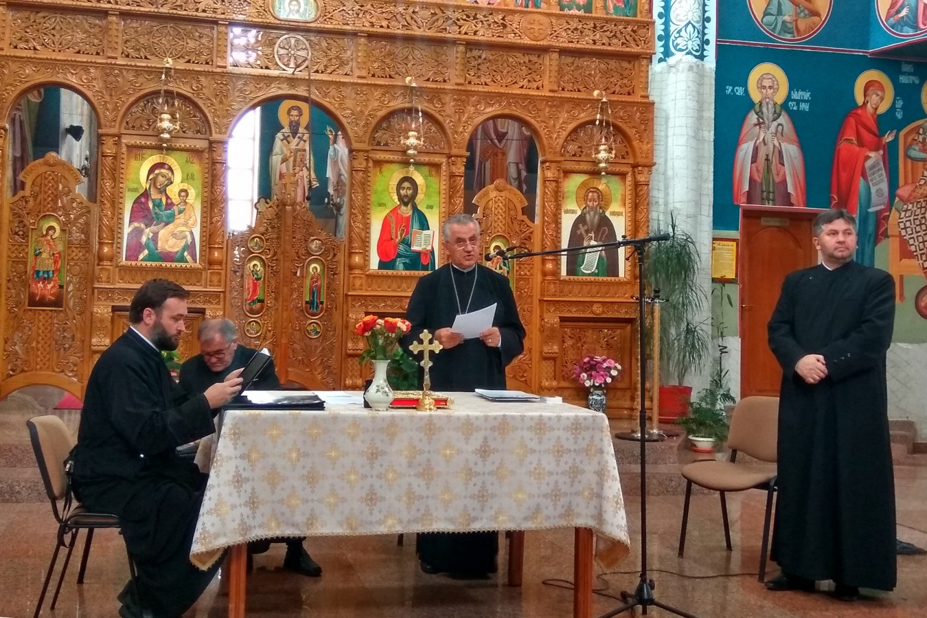 Sfântul și Marele Sinod al Bisericii Ortodoxe a fost prezentat preoților din Protopopiatul Cluj II