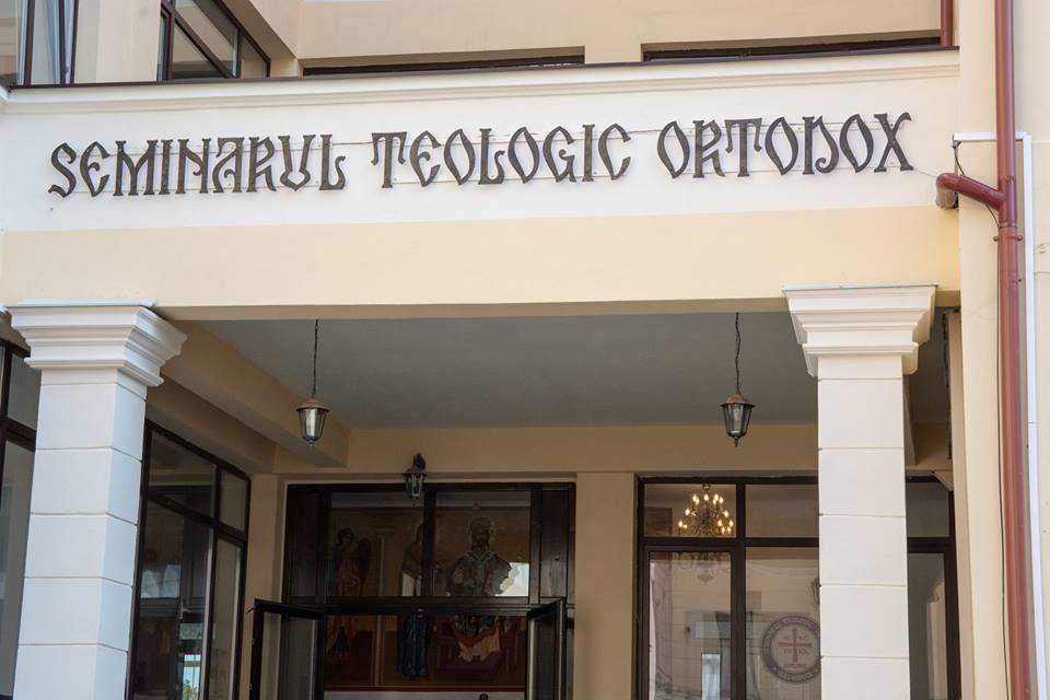 Binecuvântarea amplelor lucrări de renovare a cantinei Seminarului Teologic din Cluj-Napoca