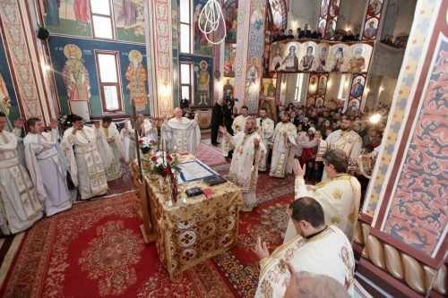 Liturghie Arhierească la biserica „Bunavestire” din Baia Mare