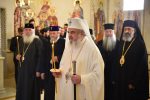 Ierarhii Sfântului Sinod s-au rugat pentru victimele din clubul Colectiv