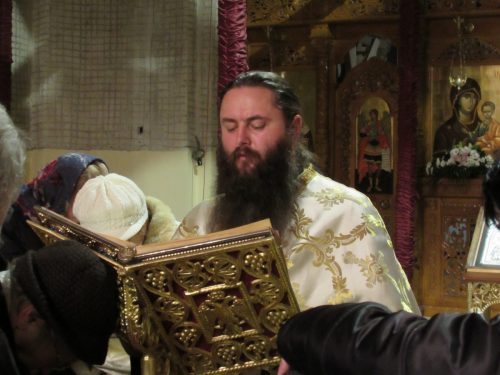 Taina Sfântului Maslu cu pr. Chiril Zăgrean în parohia „Adormirea Maicii Domnului”