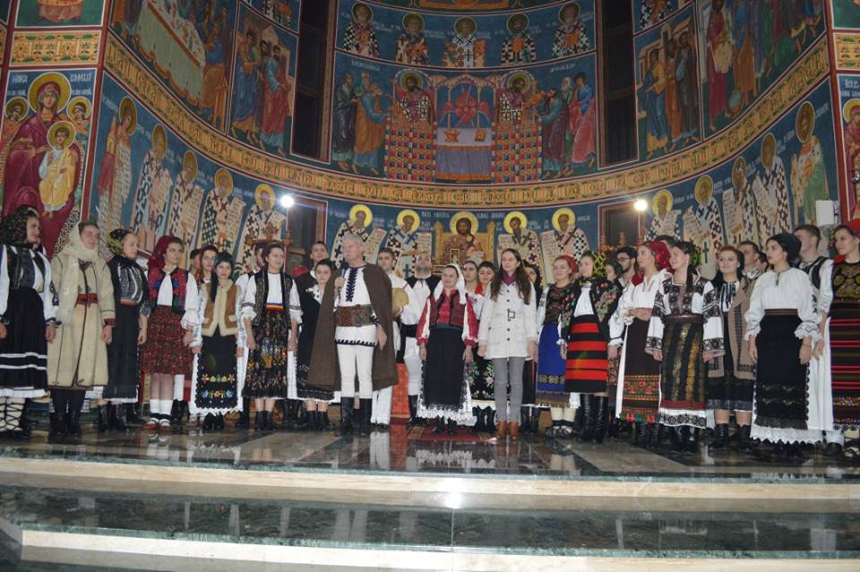 Concert de colinde la Parohia ,,Sfânta Treime” din municipiul Dej
