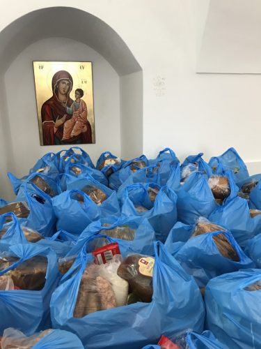 Peste 500 de persoane ajutate în prag de sărbători de Asociația „Filantropia Ortodoxă”, Bistrița-Năsăud