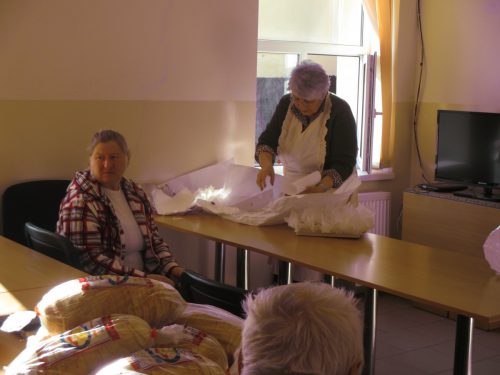 [REPORTAJ]: Masă gratuită pentru 50 de oameni nevoiași, oferită de Parohia Ortodoxă „Sfânta Treime” din Cluj-Napoca