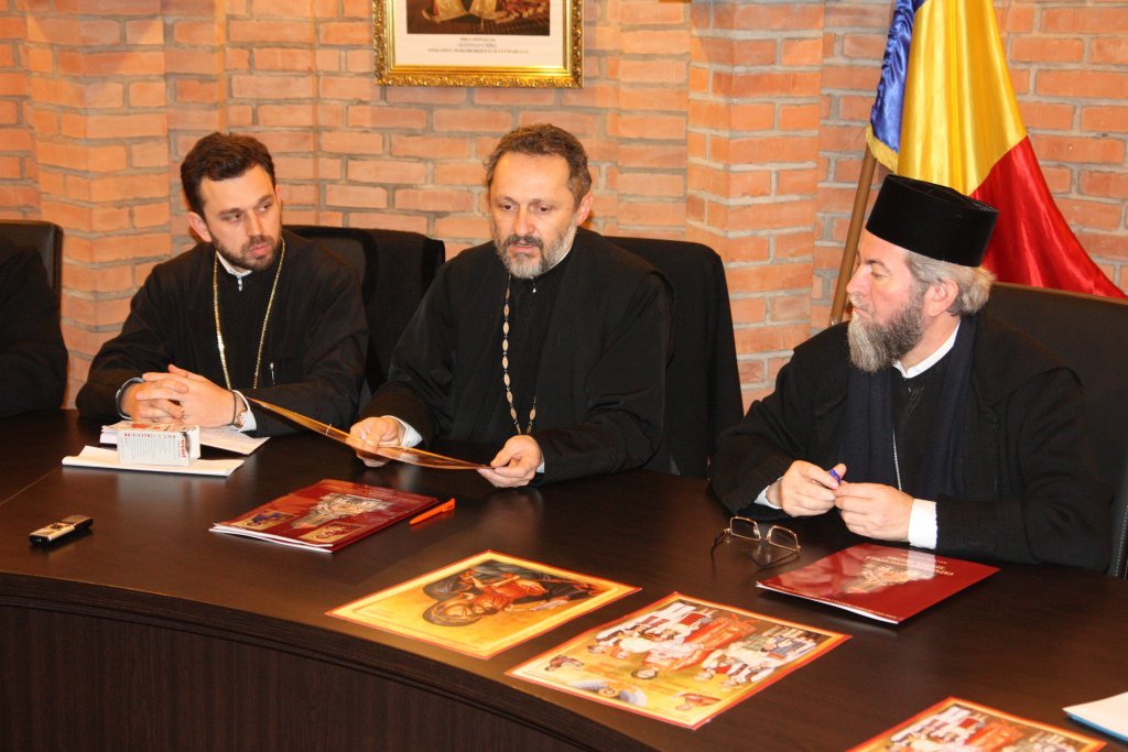Preasfinţitul Părinte Episcop Iustin: „Între preoţi şi profesorii de religie trebuie să existe o colaborare deosebită”