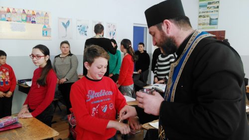 Slujbă de binecuvântare a școlii din Corvinești, în prima săptămână din Postul Mare