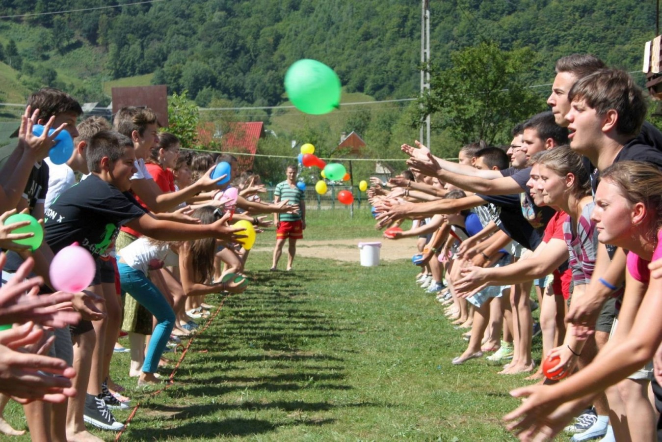 Tabere de vară, organizate de asociațiile de tineret din județul Bistrița-Năsăud