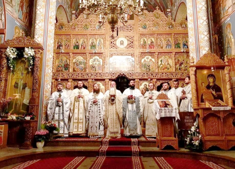 Sărbătoare la Mănăstirea Floreşti, Cluj
