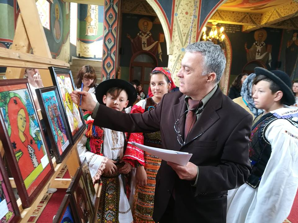 Copiii din Parohia Ortodoxă Reteag, premiaţi la concursul „Icoana Micului Creștin”, la Mănăstirea Râșca Transilvană