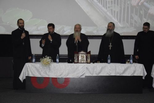 Sute de premii la sfârșit de an, pentru elevii Seminarului Teologic Ortodox din Cluj