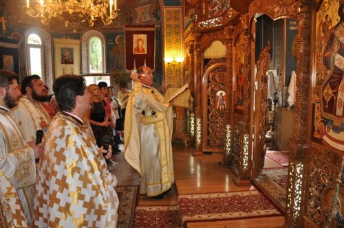 Liturghie Arhierească la Parohia „Sfinții Împărați Constantin și Elena” din Șimleu Silvaniei