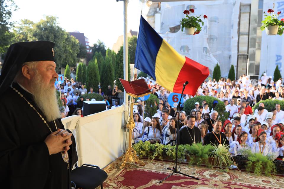 ÎPS Andrei, mesaj adresat tinerilor din Mitropolia Clujului: „Voi sunteți misionarii Bisericii”