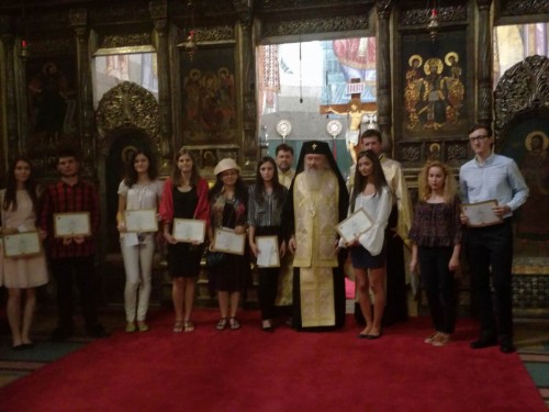 Elevii de elită ai Clujului, premiați de Arhiepiscopie