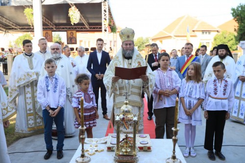 Târnosirea bisericii din Româneşti, Protopopiatul Satu Mare