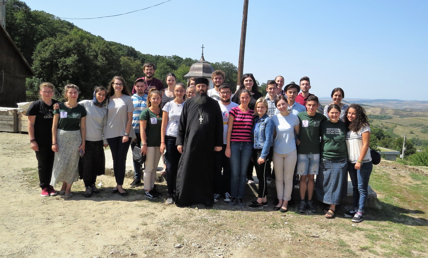 Tabăra de tineret „Tradiție și noutate”,  la Mănăstirea Nicula