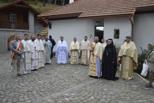 Mănăstirea Ciucea, în haine de sărbătoare
