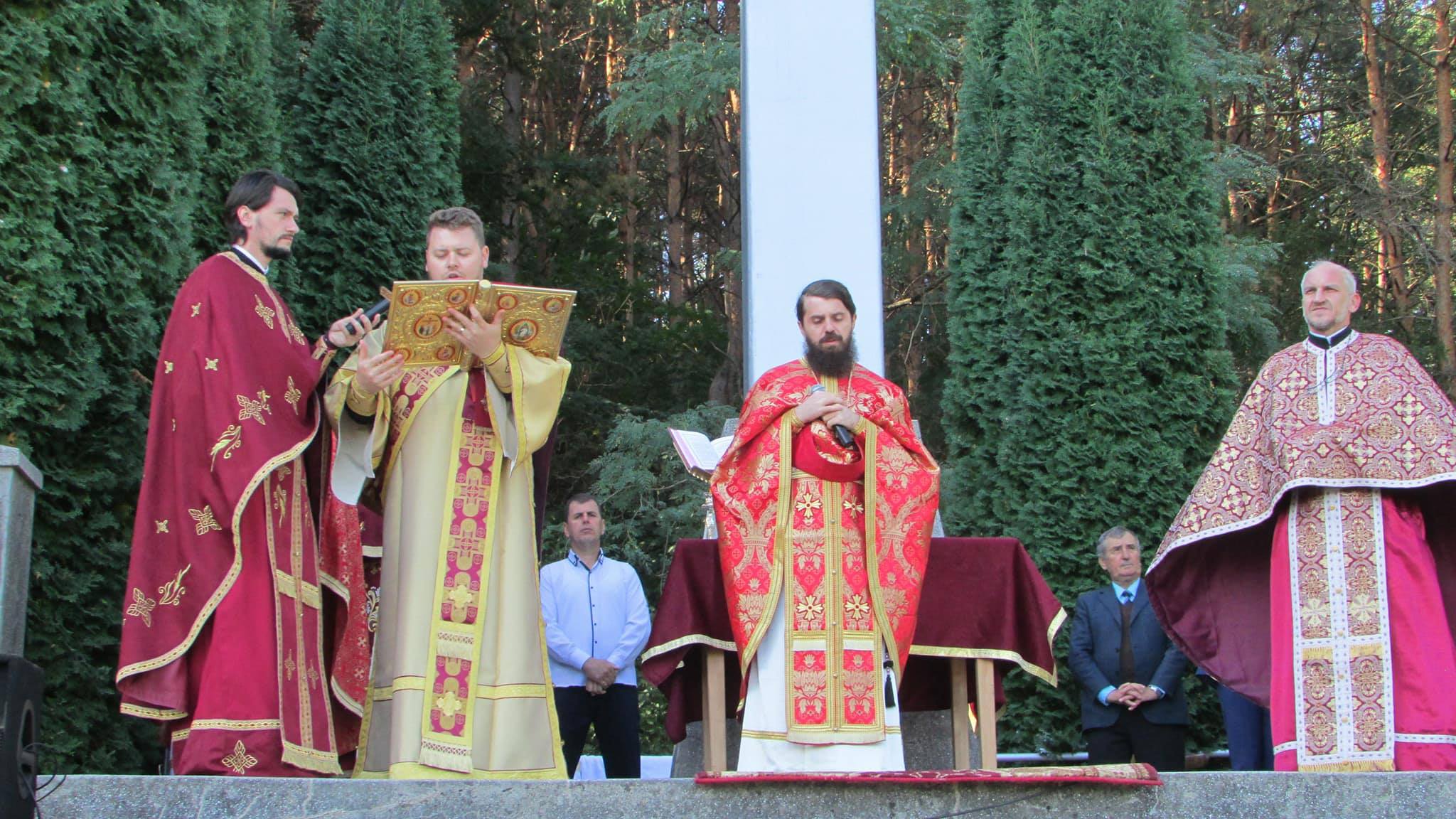 Sărbătoare de praznicul Înălțării Sfintei Cruci la Bobâlna