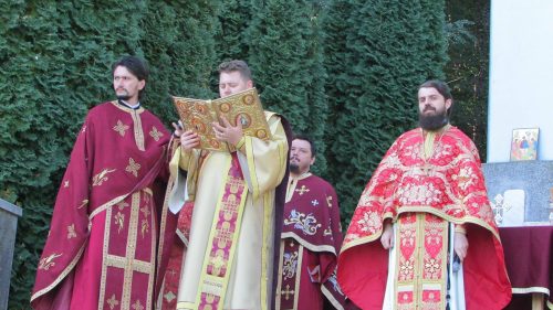 Sărbătoare de praznicul Înălțării Sfintei Cruci la Bobâlna