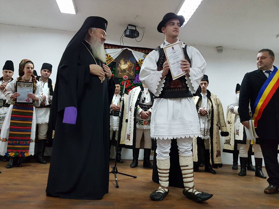 ÎPS Andrei  la Festivalul de colinde de la Coșbuc, din județul  Bistrița Năsăud