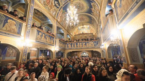 Biserica închinată „Sfântului Ierarh Nicolae” şi „Sfinţilor Români” din Baia Mare, târnosită de PS Iustin