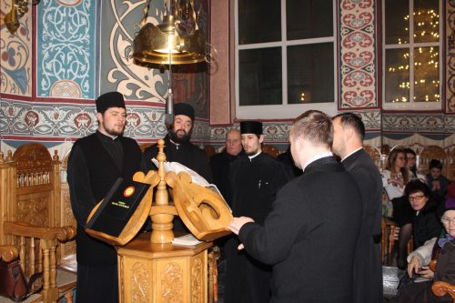Corala mixtă „Glasul Apusenilor” a Protopopiatului Huedin a concertat la Cluj-Napoca