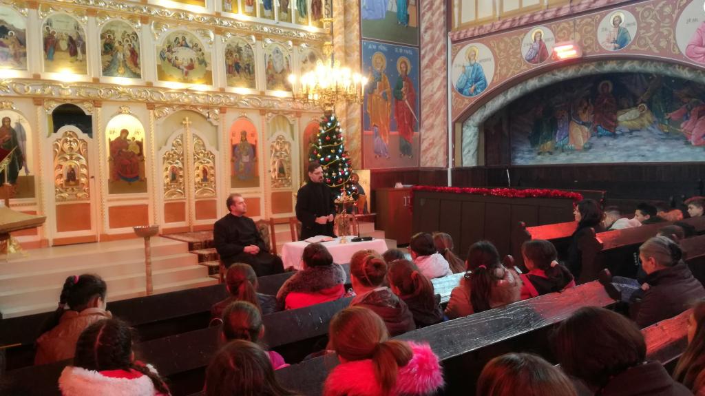 ”Doar împreună vom reuși”, proiect comun al școlii și Parohiei Ortodoxe Dumitra