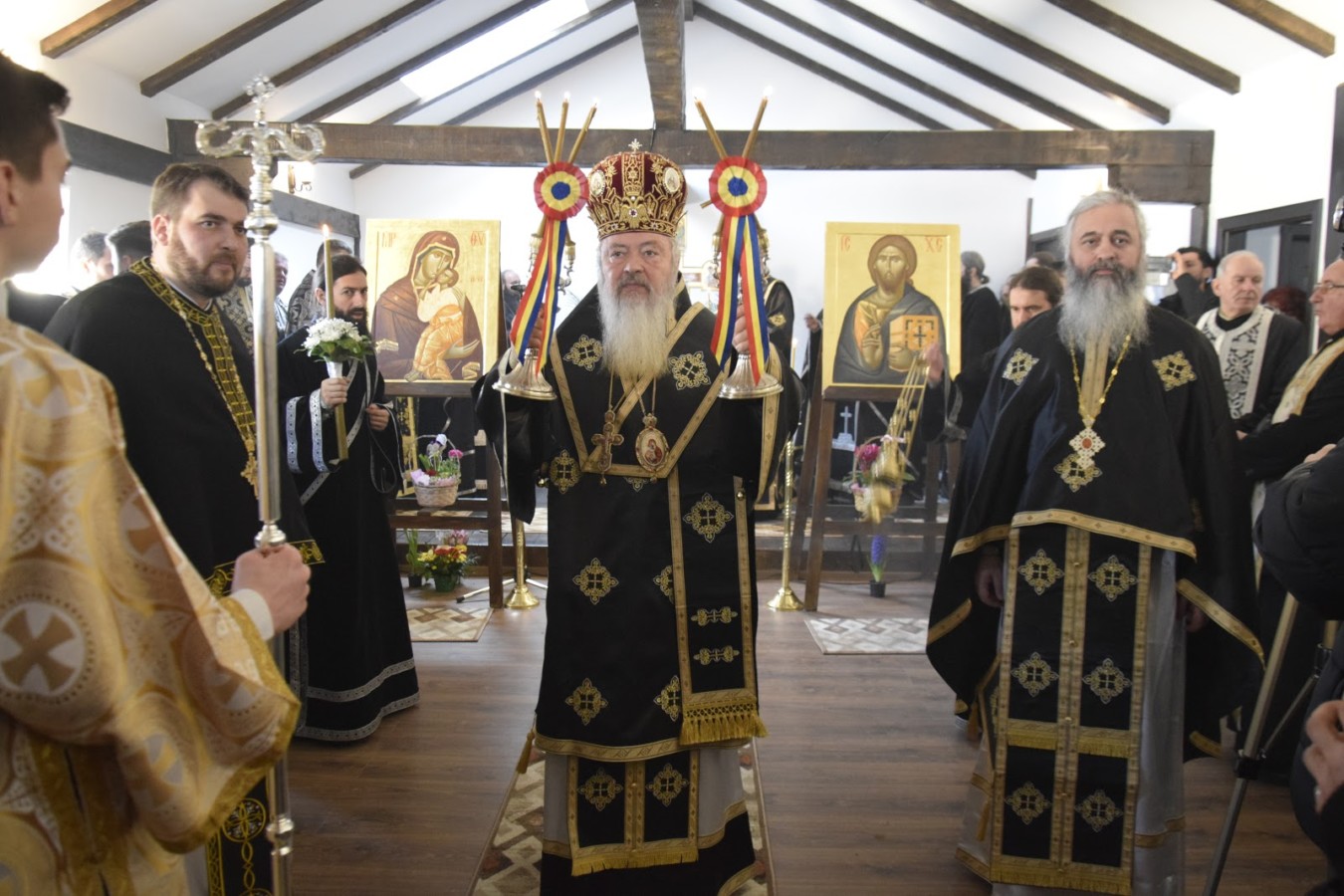Primul hram al Mănăstirii „Sfinții 40 de Mucenici – Memorial Gherla”, sărbătorit în prezența IPS Andrei