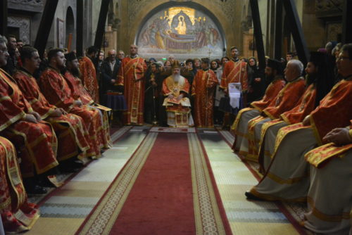 Joia Mare, la Catedrala Mitropolitană din Cluj-Napoca. IPS Andrei a spălat picioarele a 12 preoți și diaconi