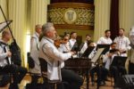 Clujenii au participat miercuri seara la un concert extraordinar de muzică folclorică și patriotică.