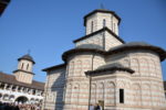 Mănăstirea Mihai Vodă din Turda, sfinţită de 9 ierarhi ai Bisericii Ortodoxe Române