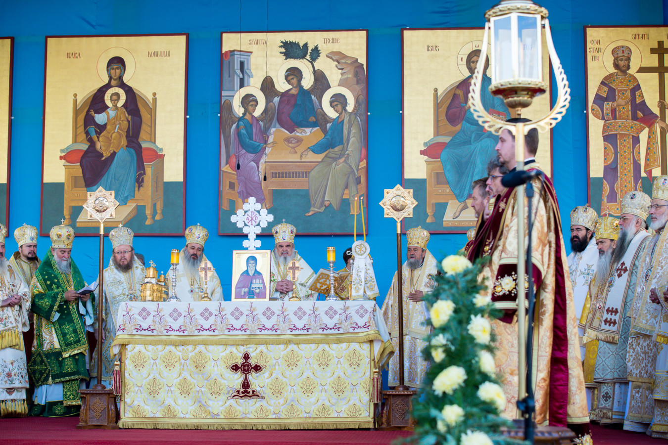 Înaltpreasfințitul Părinte Andrei, la hramul Catedralei Patriarhale, Sf. Dimitrie cel Nou, Ocrotitorul Bucureștilor