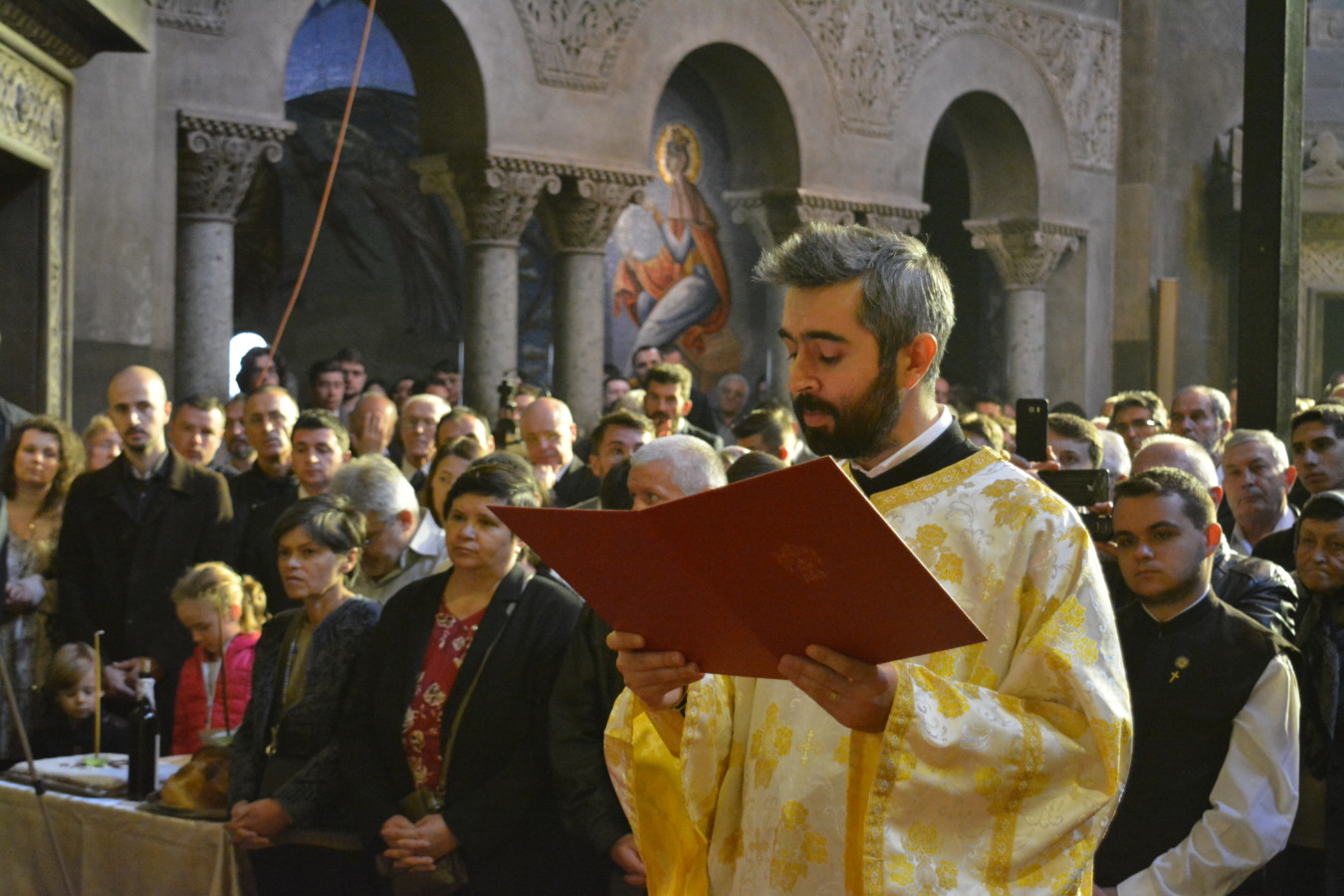 Sfânta Liturghie la Catedrala Mitropolitană din Cluj. Doi ierarhi s-au rugat pentru sufletul Arhiepiscopului Teofil Herineanu