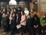 Colinde și expoziție de  icoane la Biserica Ortodoxă ”Sfânta Treime” din Bistrița